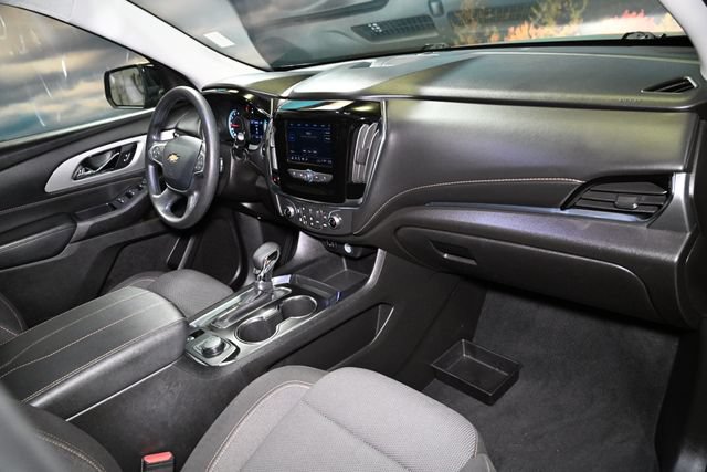 Used 2021 Chevrolet Traverse LS FWD image 60