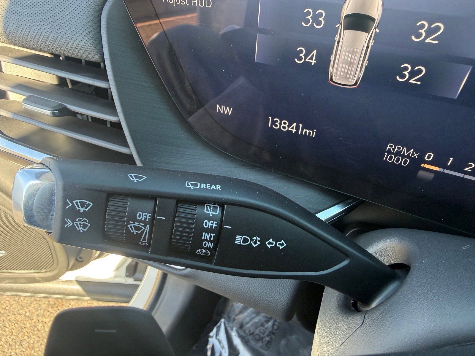 Used 2025 Buick Envision Preferred image 22