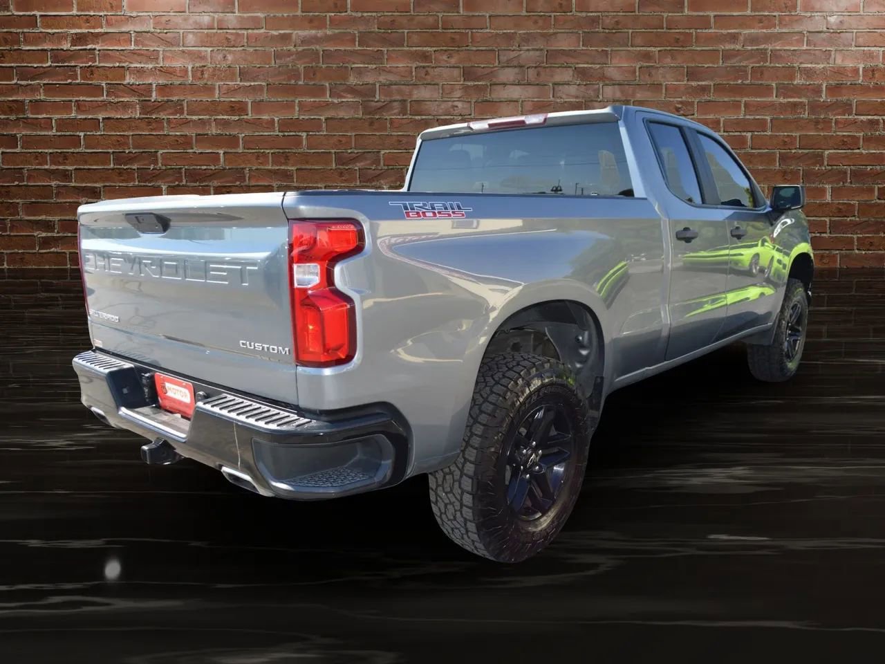 Used 2019 Chevrolet Silverado 1500 Custom Trail Boss w/ Custom Convenience Package image 7