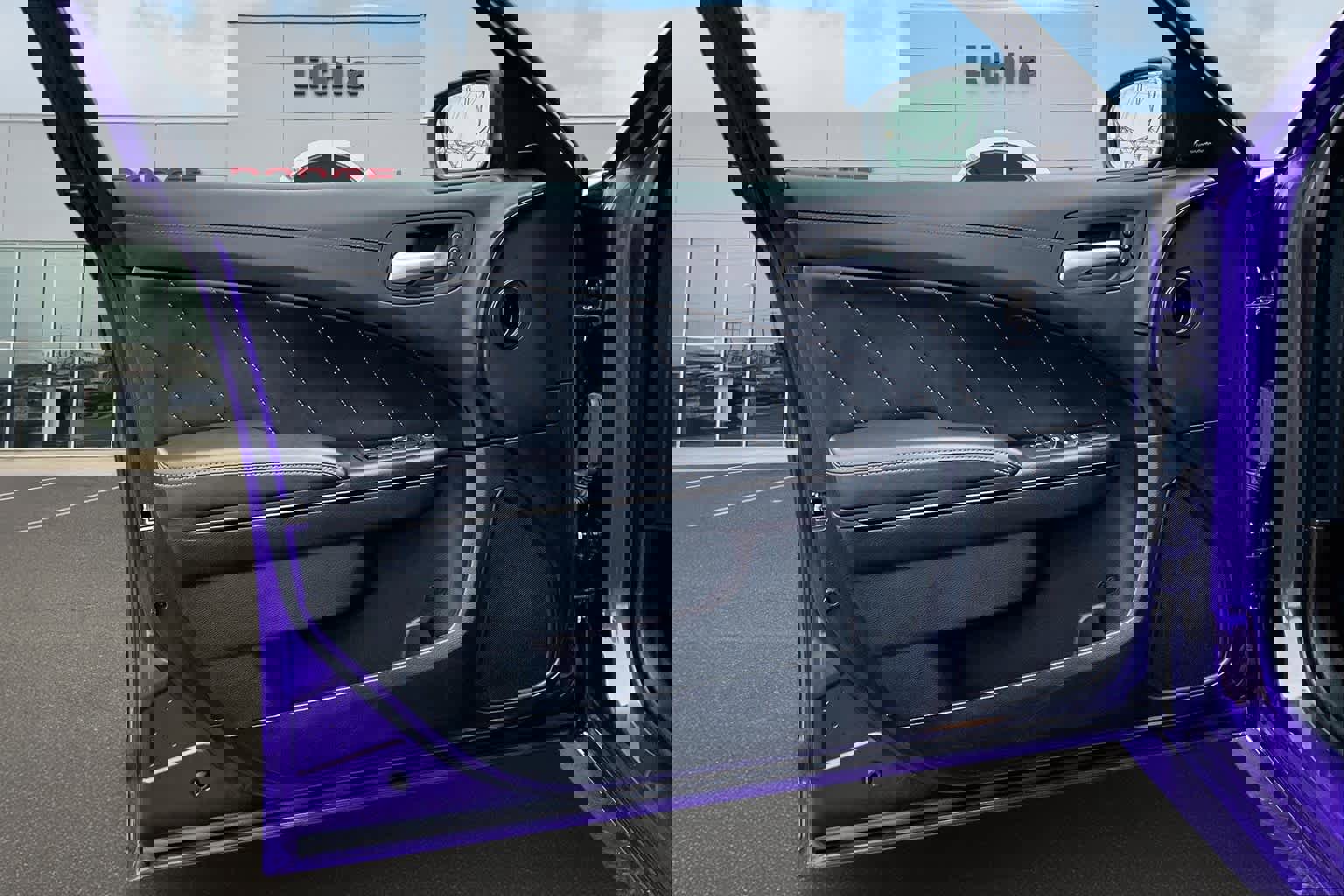 Used 2023 Dodge Charger R/T w/ Daytona Edition Group image 28