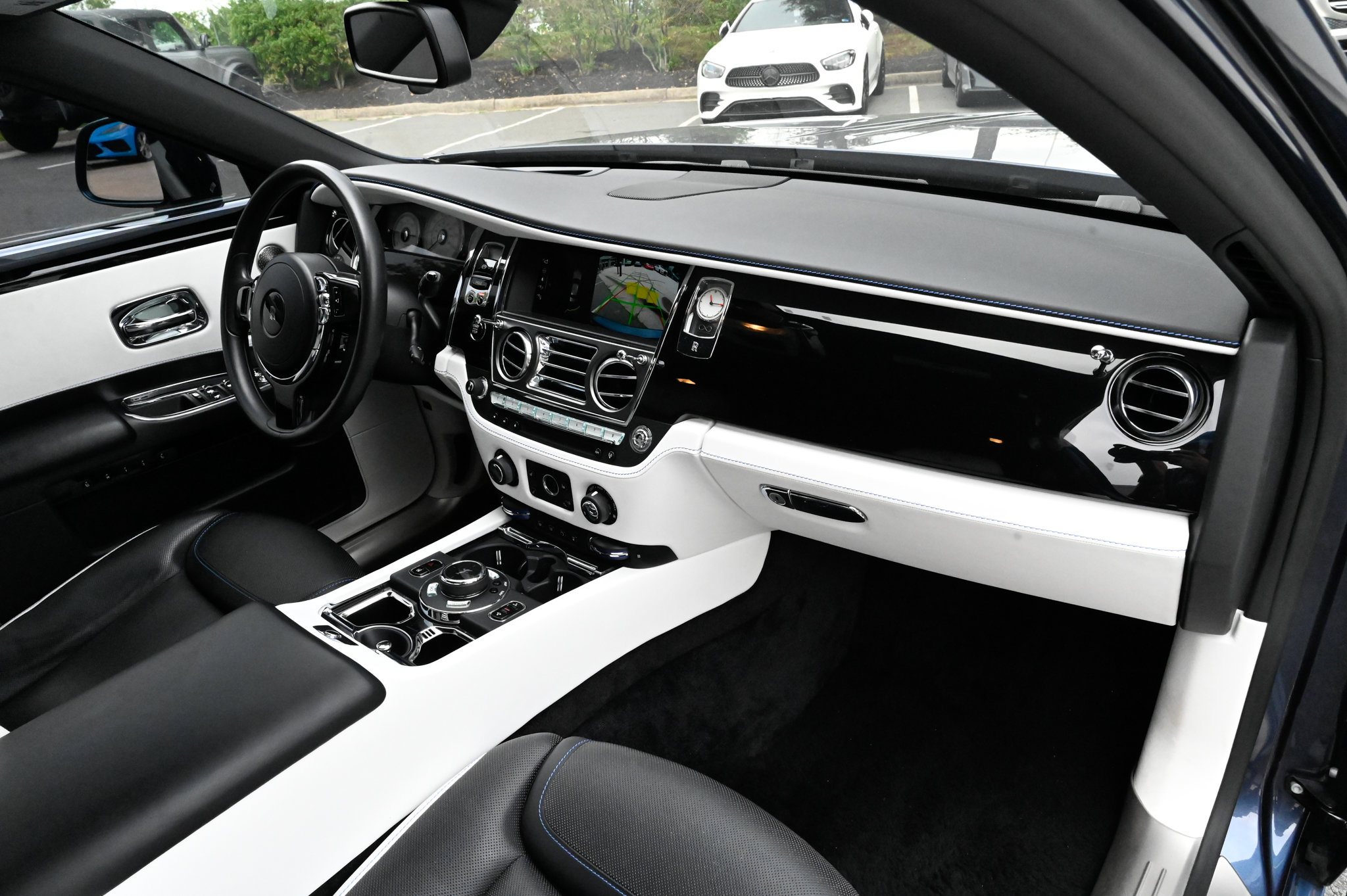 Used 2018 Rolls-Royce Ghost RWD image 54