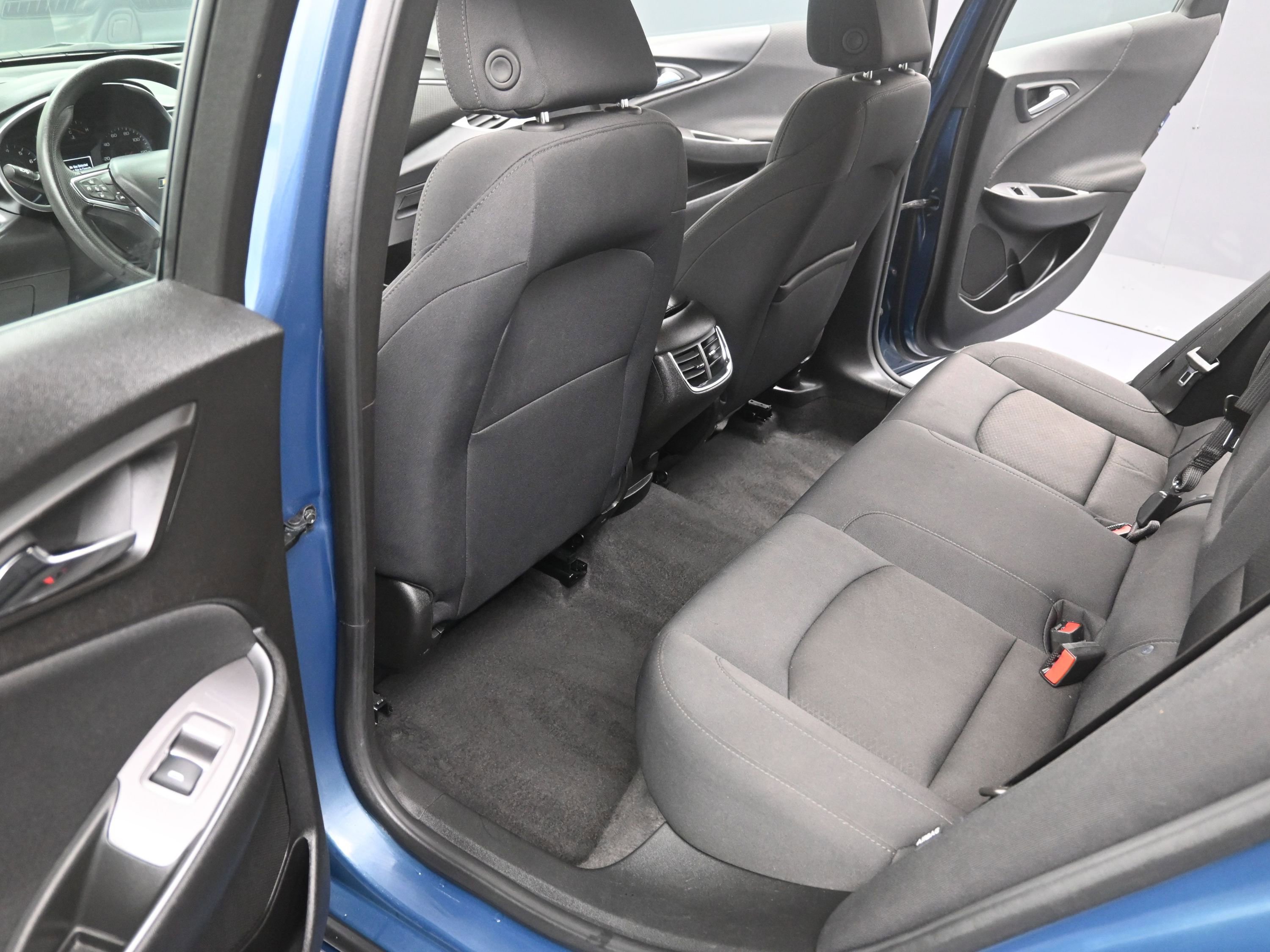 Used 2024 Chevrolet Malibu LT image 25