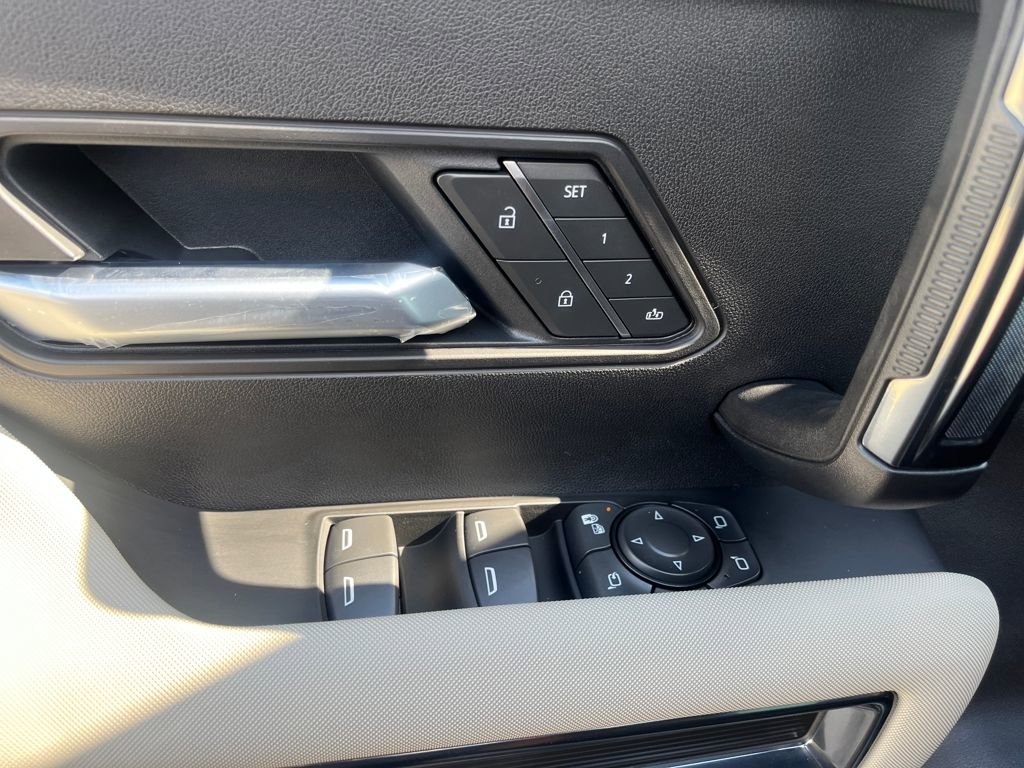 New 2026 GMC Hummer EV SUV image 11