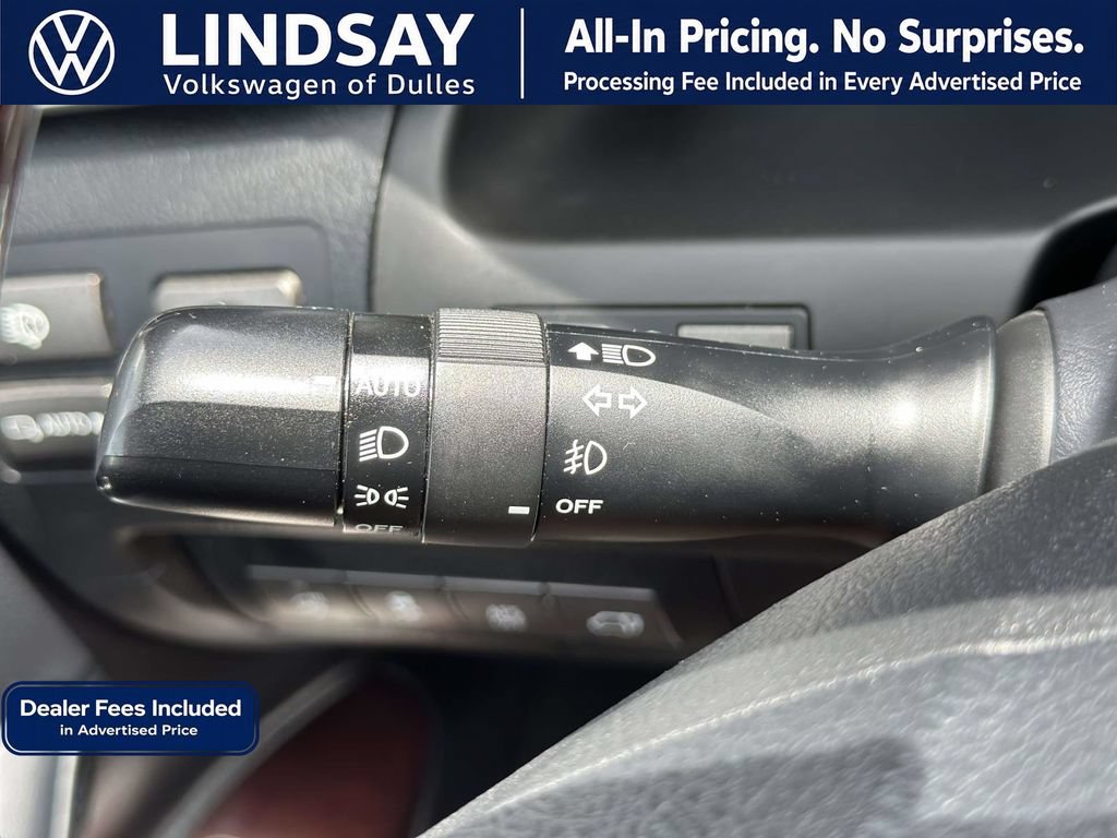 Used 2013 Lexus LX 570 4WD w/ Luxury Pkg image 24