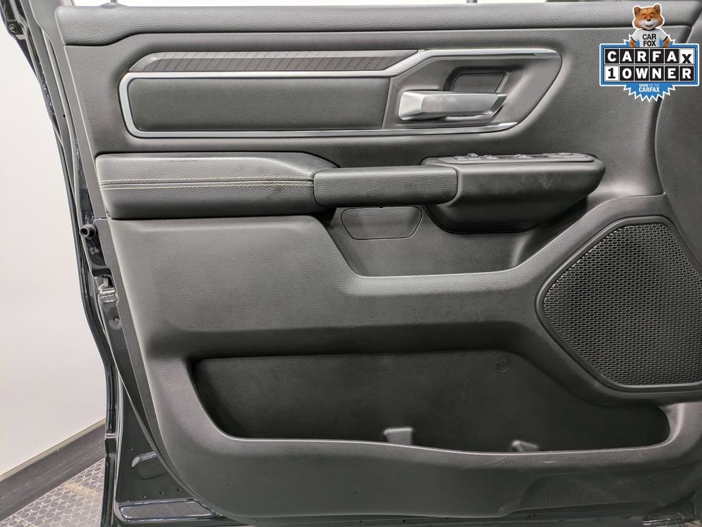 Used 2025 RAM 1500 Big Horn AWD/4WD image 8