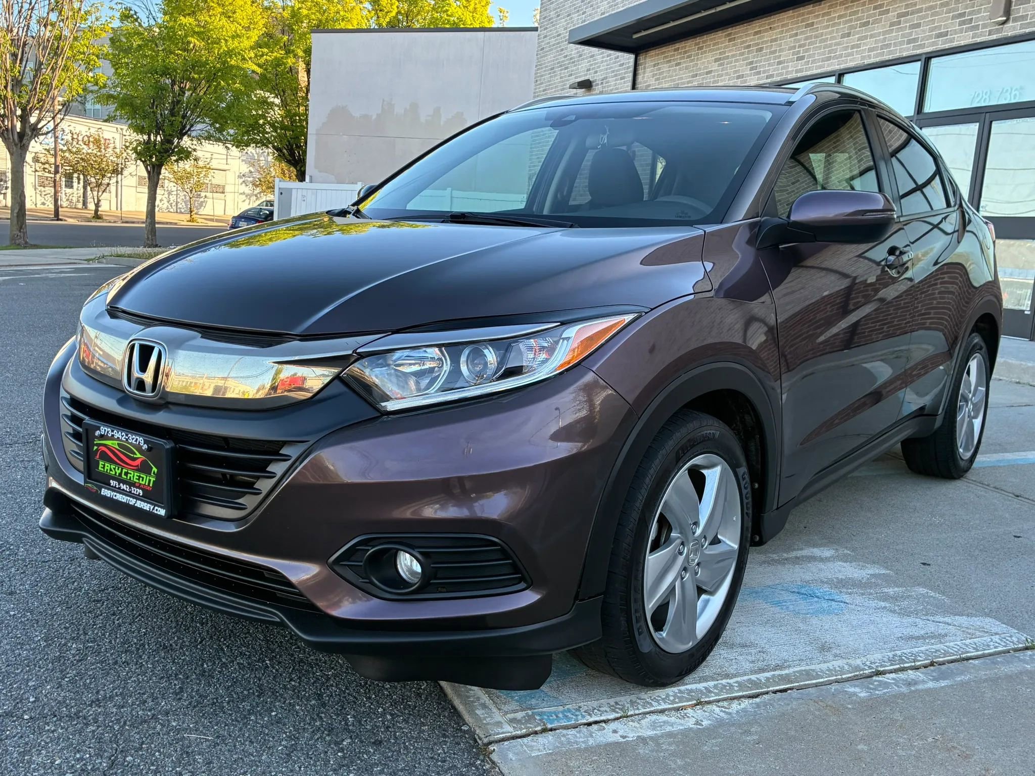 Used 2020 Honda HR-V EX image 1