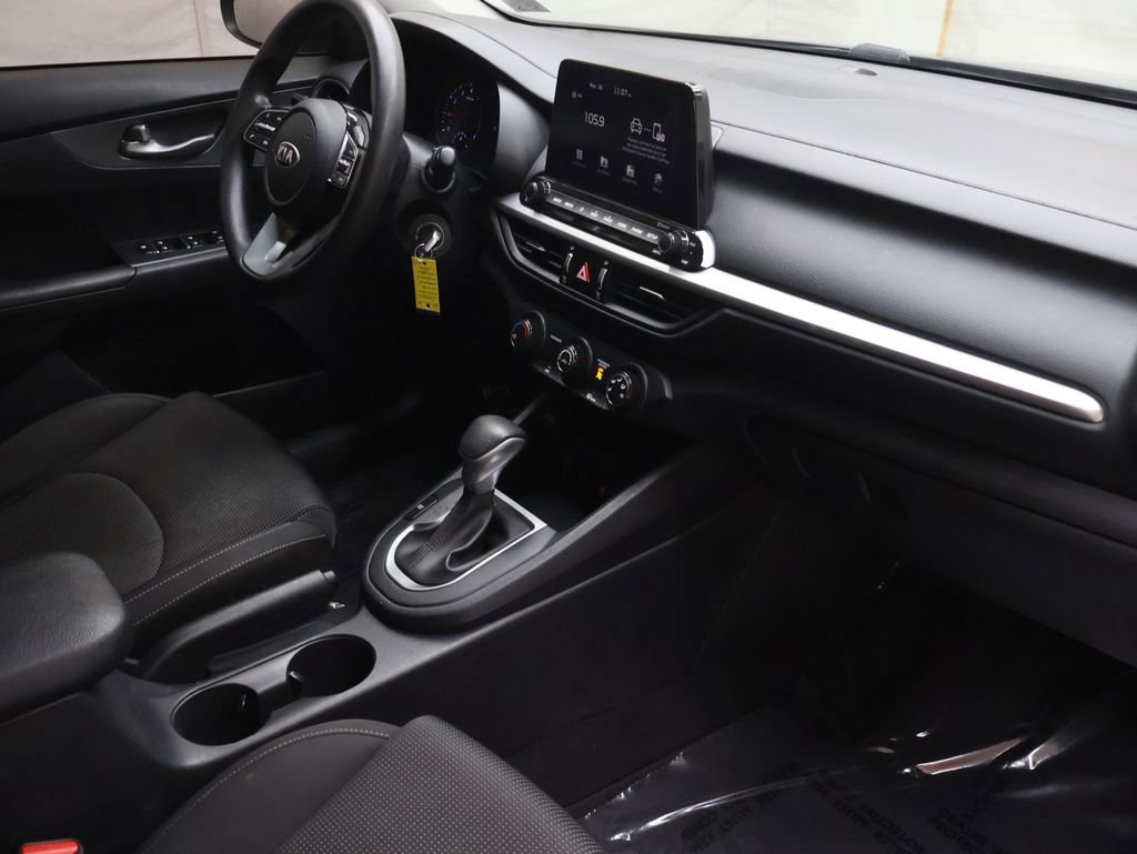 Used 2020 Kia Forte LXS image 10