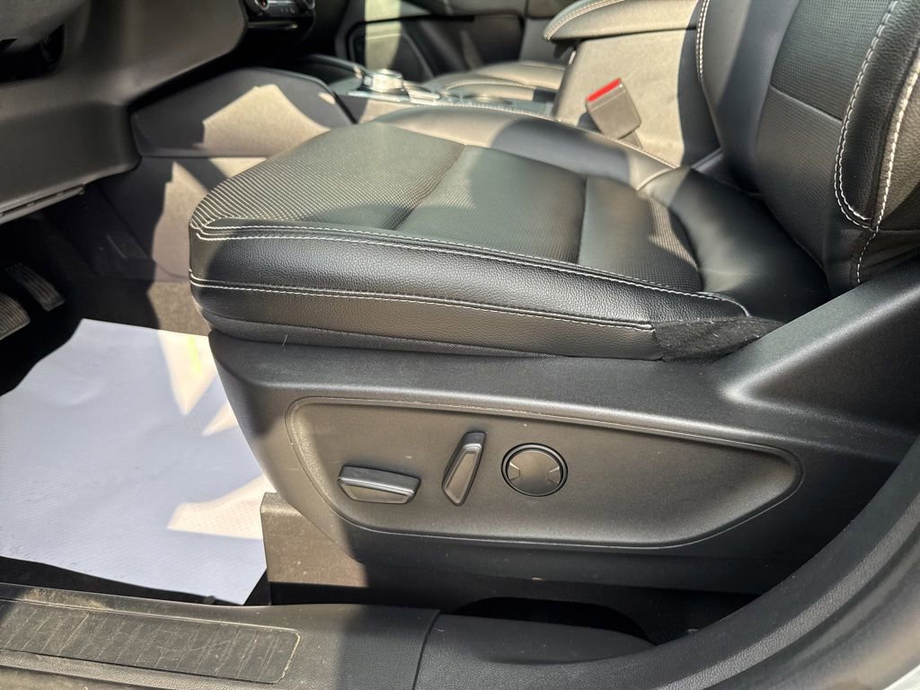 Used 2022 Ford Escape SEL FWD image 24