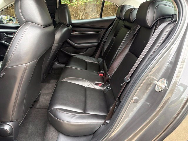Used 2020 MAZDA MAZDA3 Sedan w/ Select Package FWD image 20