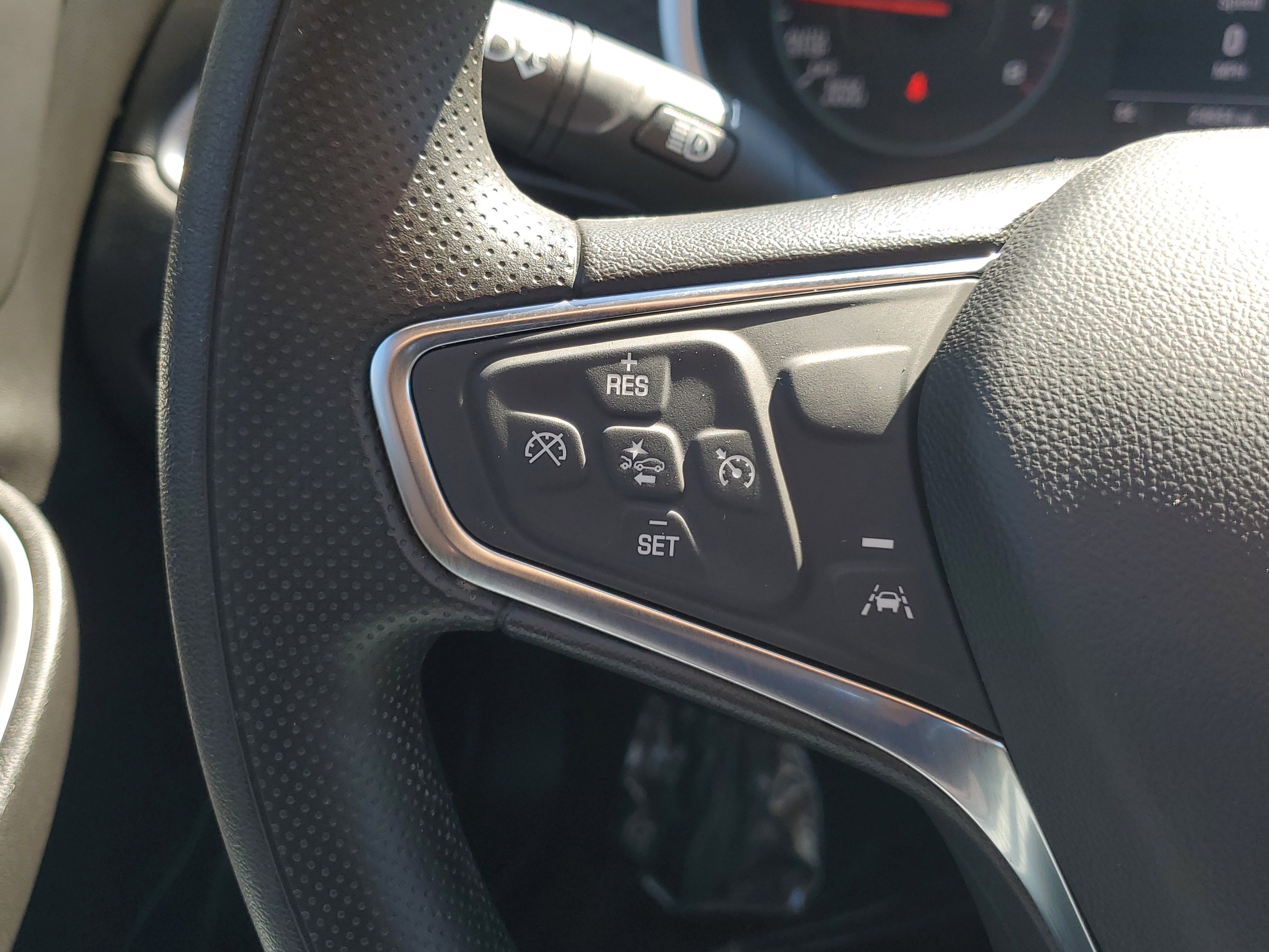 Used 2024 Chevrolet Malibu LT image 24