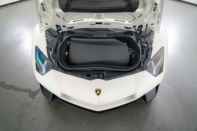 Used 2016 Lamborghini Aventador LP 750-4 Superveloce AWD/4WD image 31