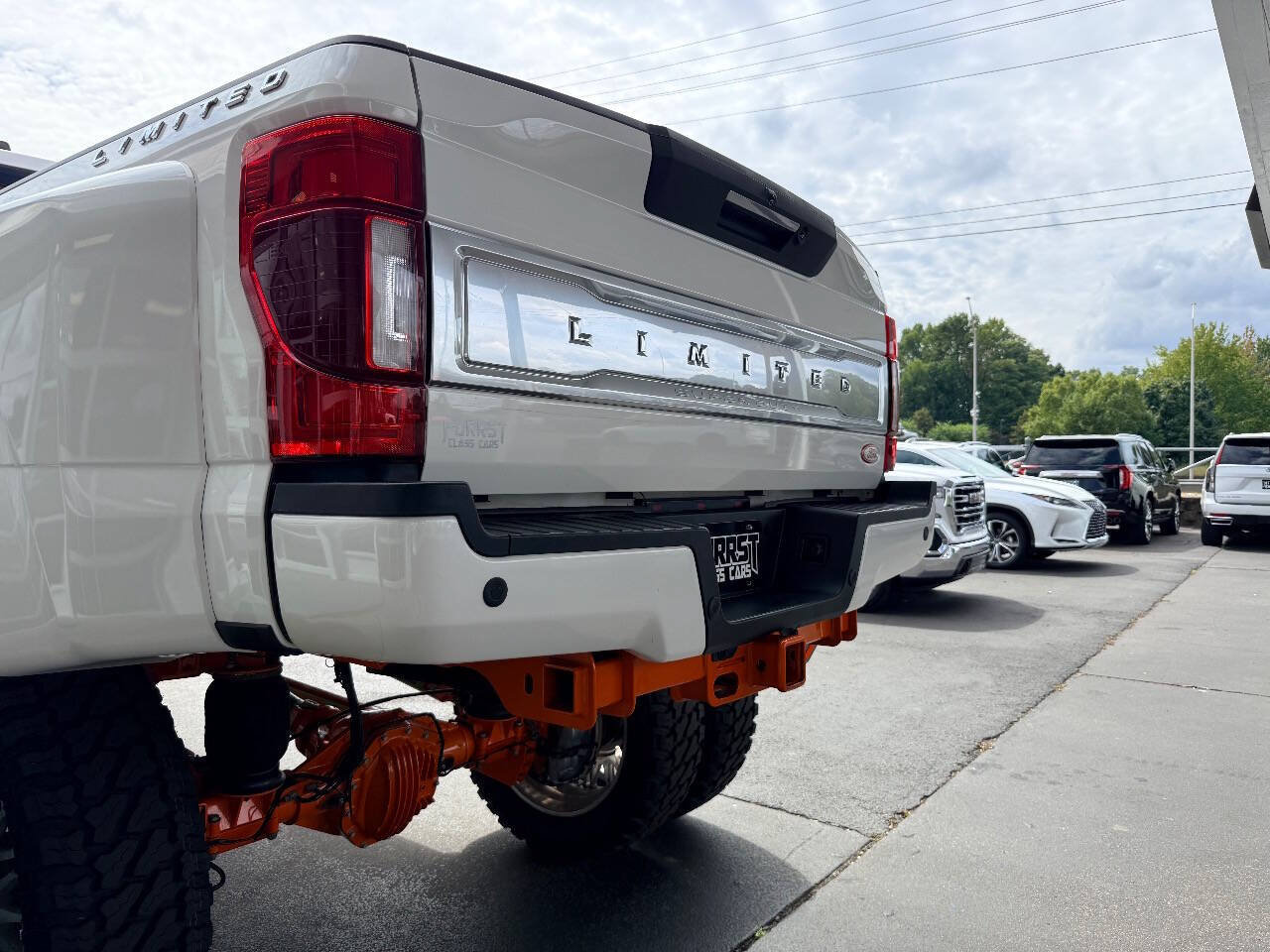 Used 2021 Ford F450 Limited w/ FX4 Off-Road Package AWD/4WD image 14
