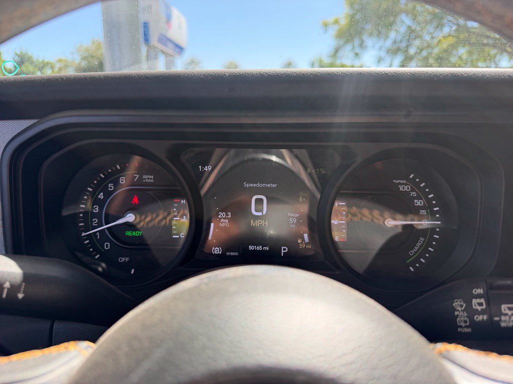 Used 2024 Jeep Wrangler Unlimited Sahara AWD/4WD image 10