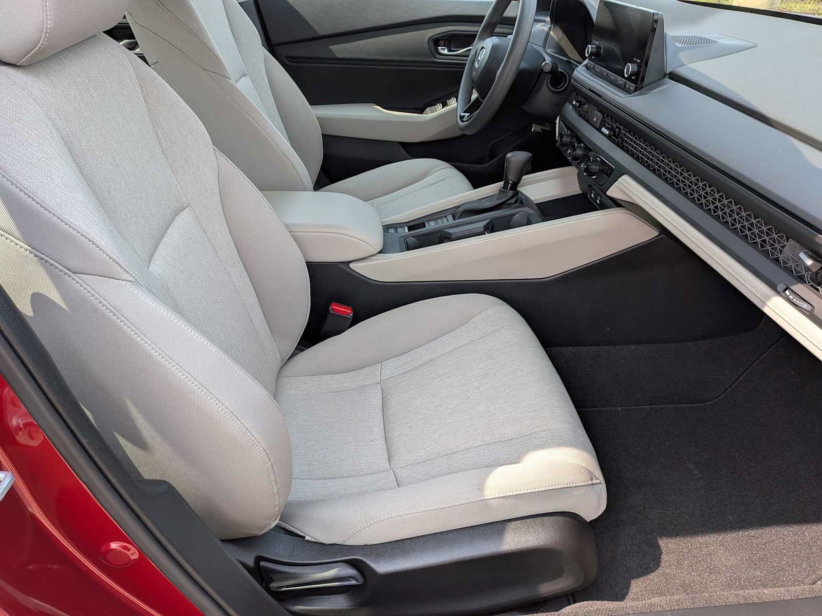 Used 2025 Honda Accord SE image 21