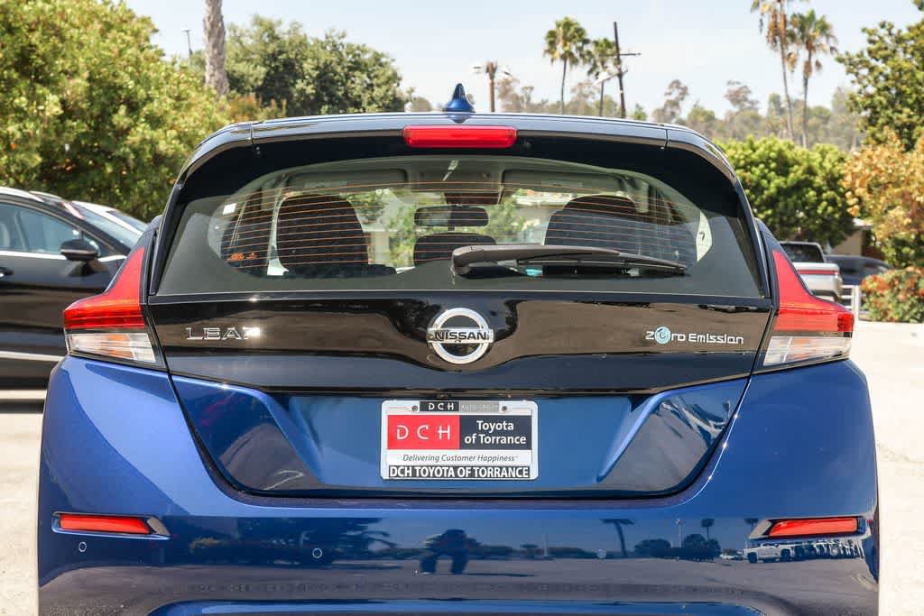 Used 2022 Nissan Leaf S FWD image 6
