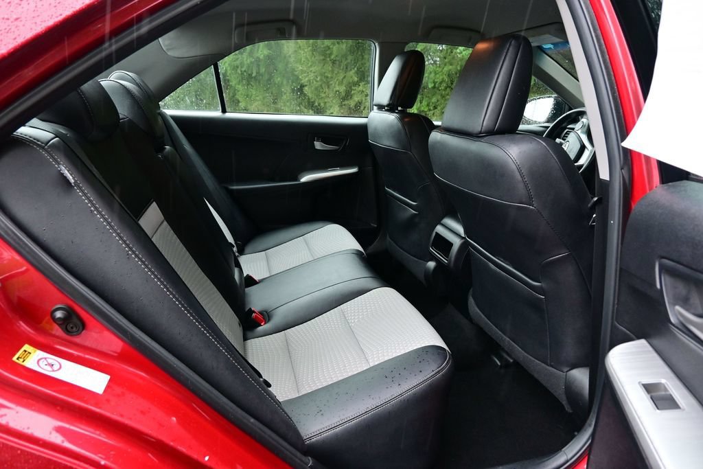 Used 2013 Toyota Camry SE FWD image 20