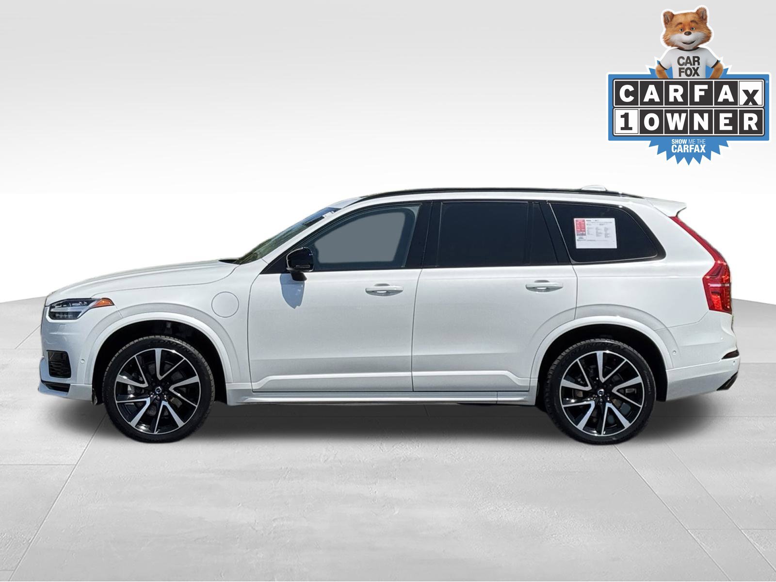 Used 2023 Volvo XC90 T8 Plus AWD/4WD image 8