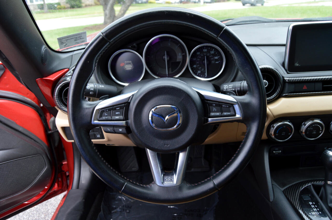 Used 2017 MAZDA MX-5 Miata RF Grand Touring image 8