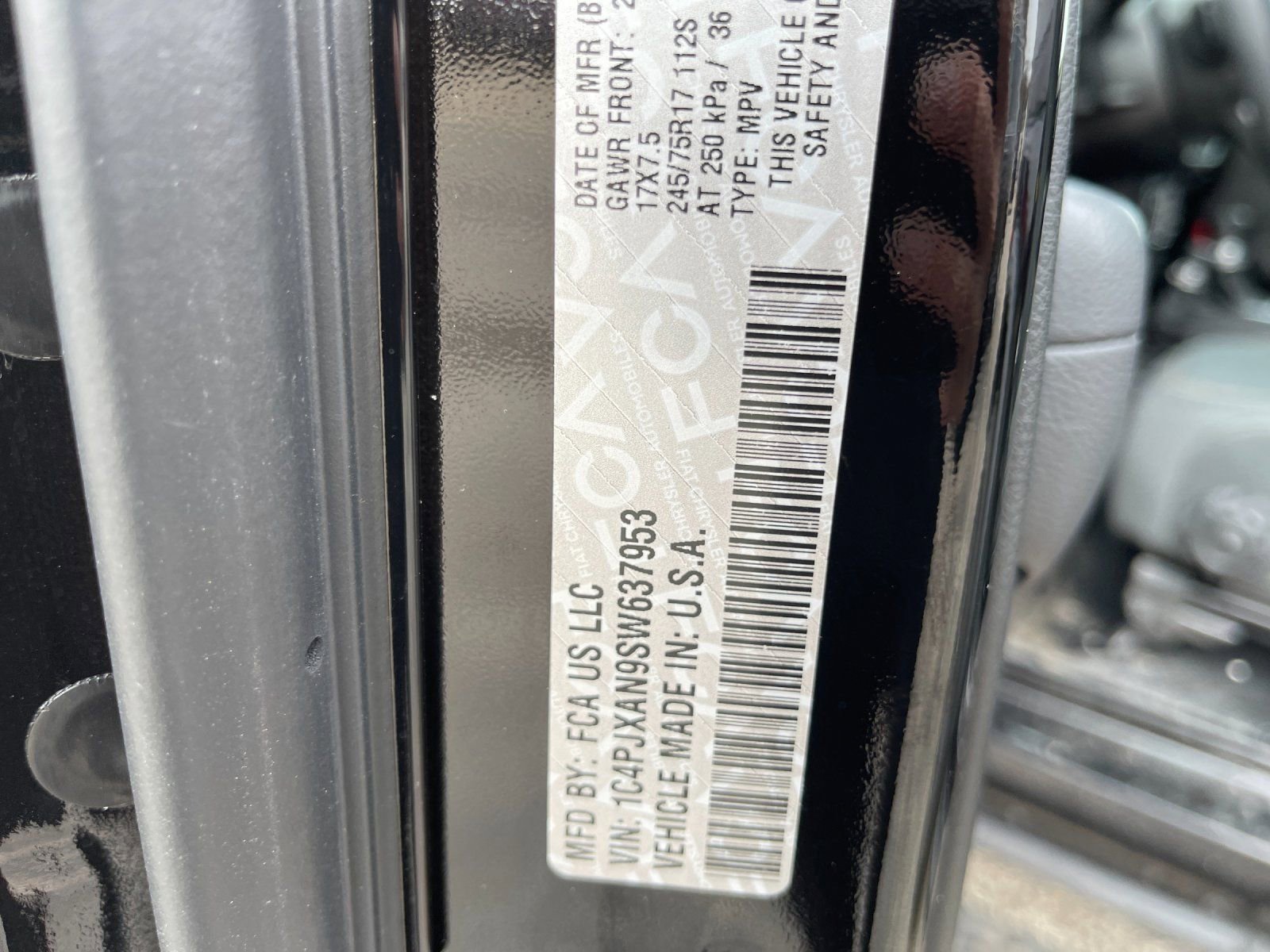 Used 2025 Jeep Wrangler Sport image 10