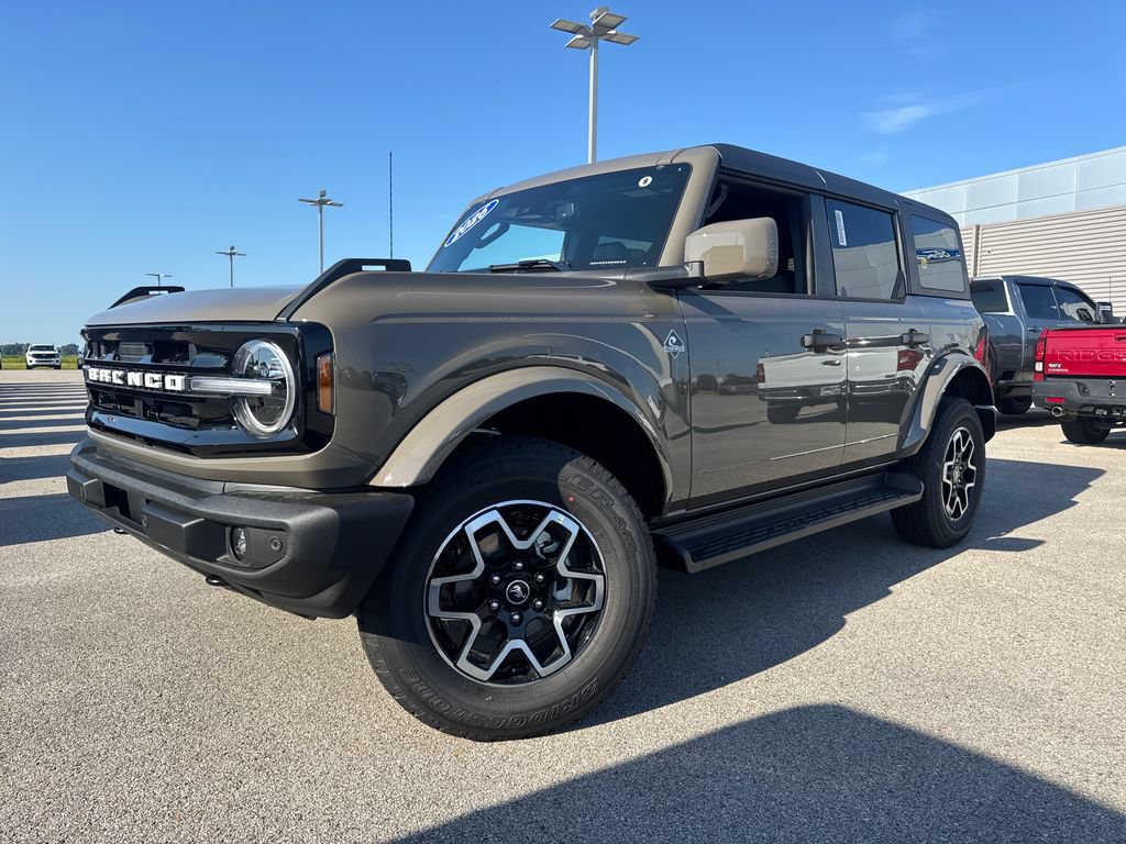 New 2026 Ford Bronco Outer Banks AWD/4WD video 1