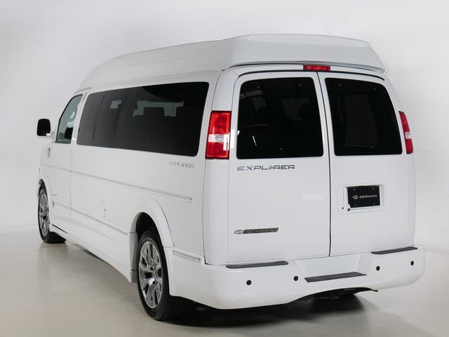 Used 2022 Chevrolet Express 2500 Extended w/ Enhanced Convenience Package RWD image 30