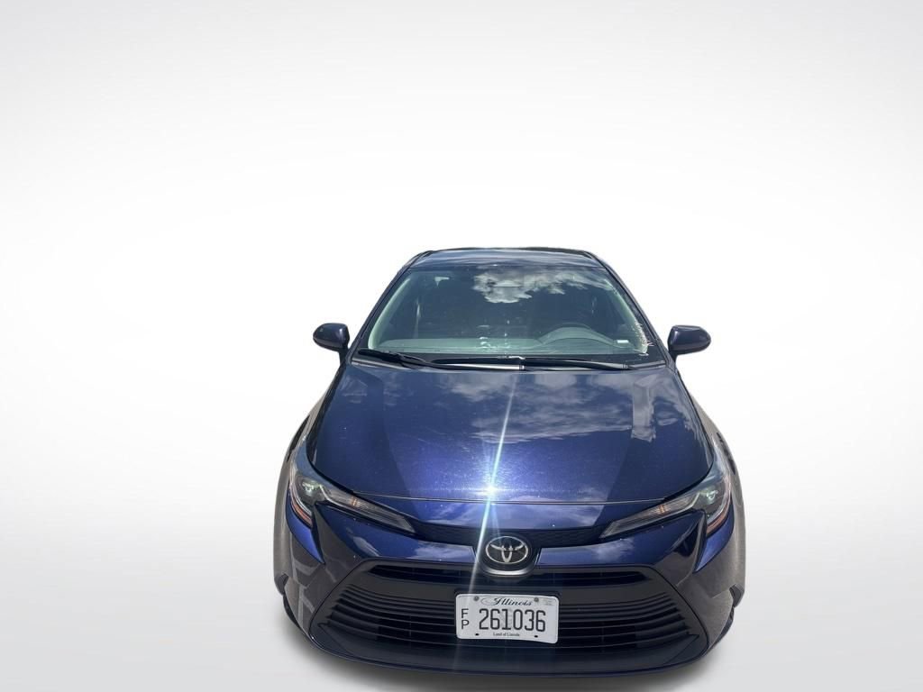 Used 2024 Toyota Corolla LE FWD image 2