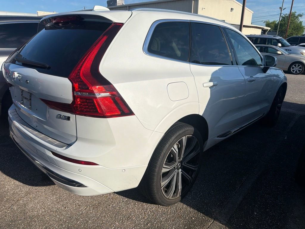 Used 2023 Volvo XC60 B5 Ultimate AWD/4WD image 6