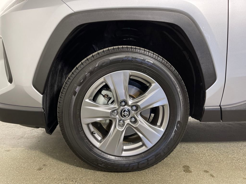 Used 2025 Toyota RAV4 XLE image 11