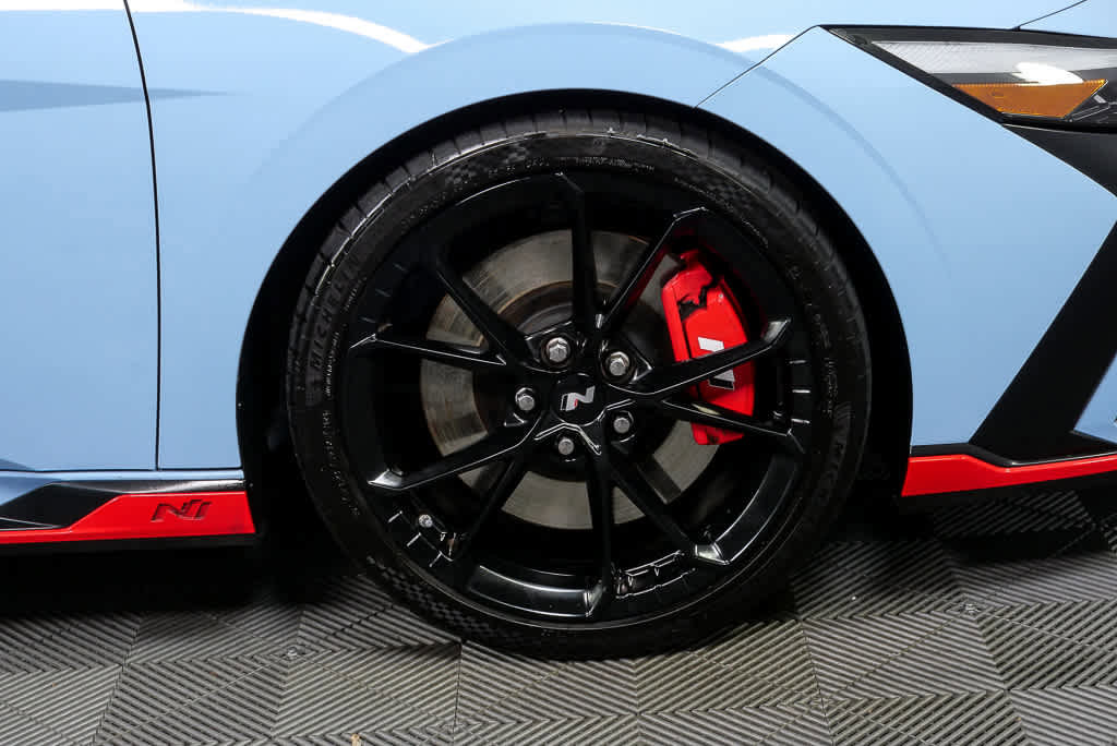 Certified 2025 Hyundai Elantra N image 35