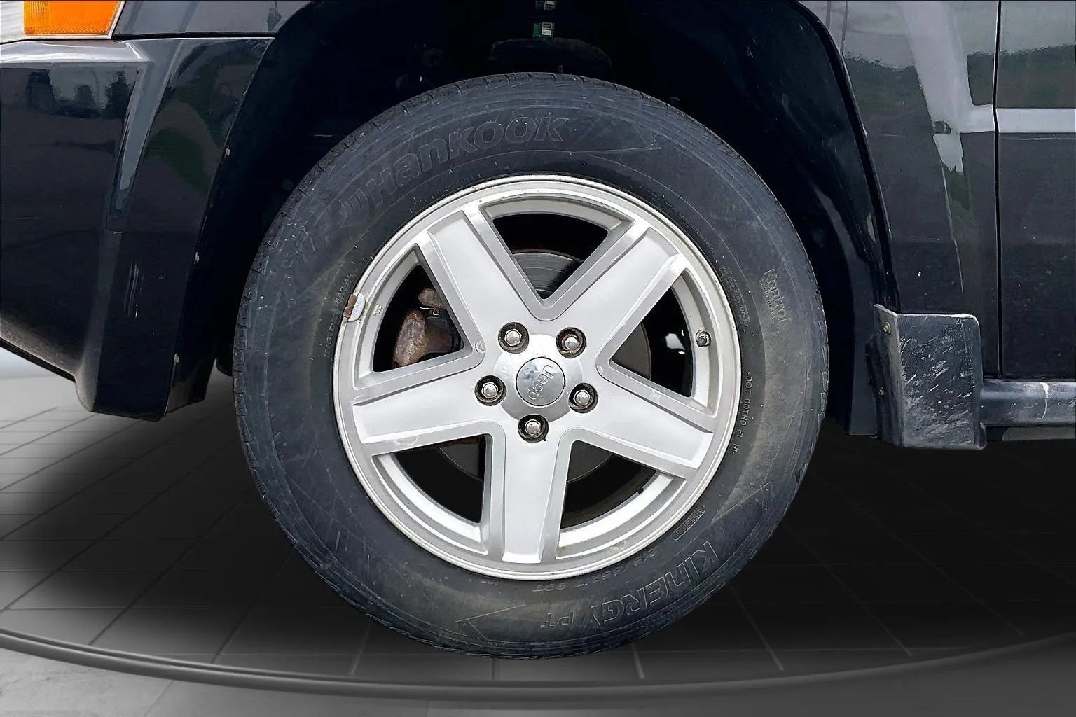 Used 2010 Jeep Patriot Sport w/ Tire & Wheel Group AWD/4WD image 37