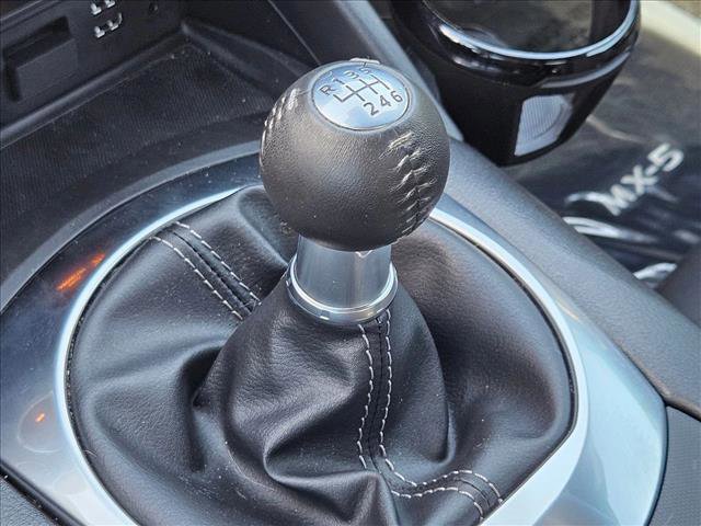 Used 2023 MAZDA MX-5 Miata Grand Touring w/ Appearance Package image 17