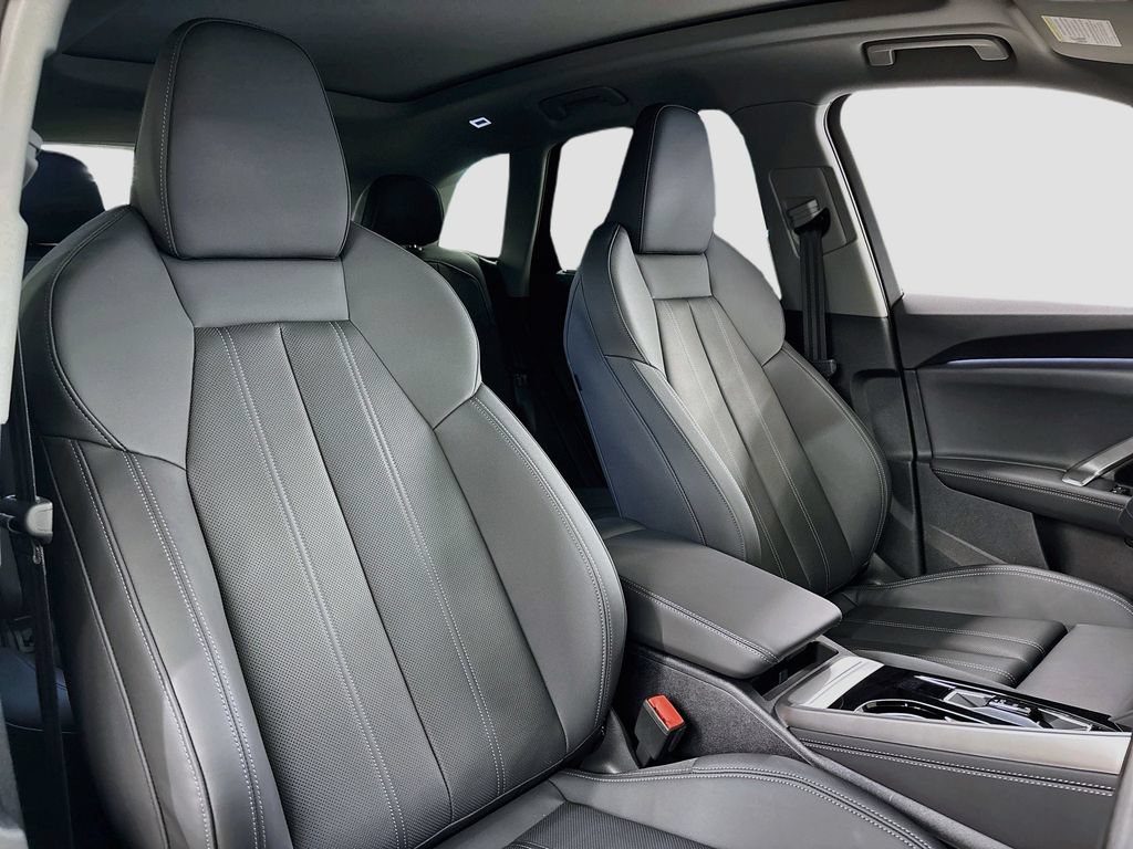 New 2026 Audi Q5 Premium Plus AWD/4WD image 15