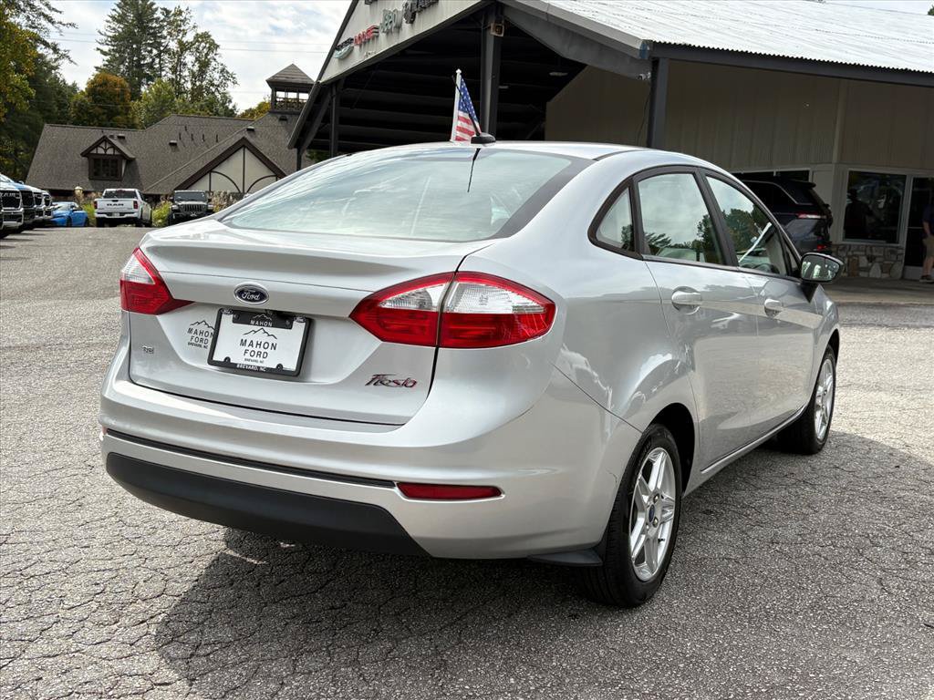 Used 2019 Ford Fiesta SE FWD image 6