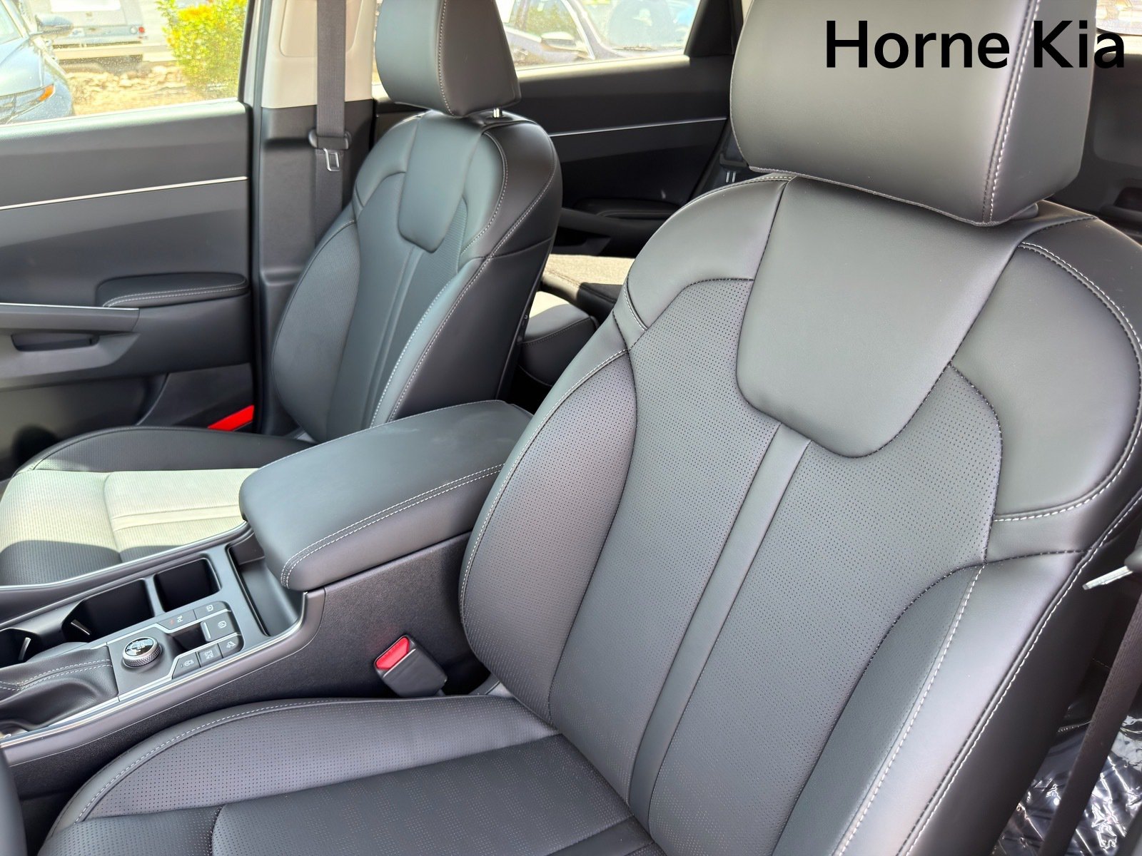 New 2026 Kia Sorento EX FWD image 10