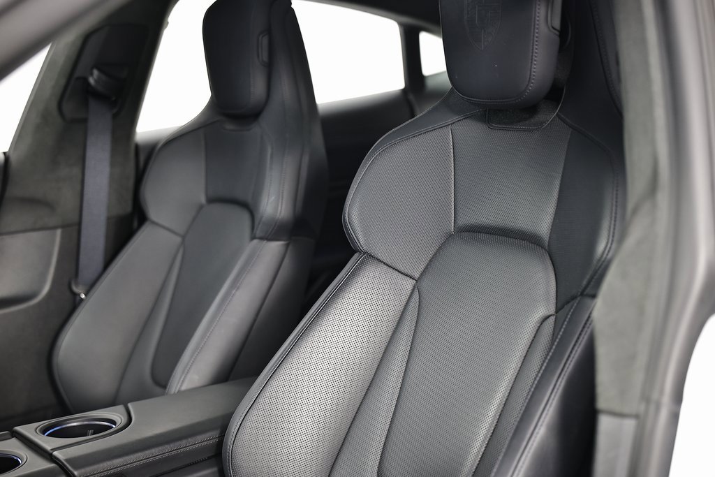 Certified 2024 Porsche Taycan GTS image 24