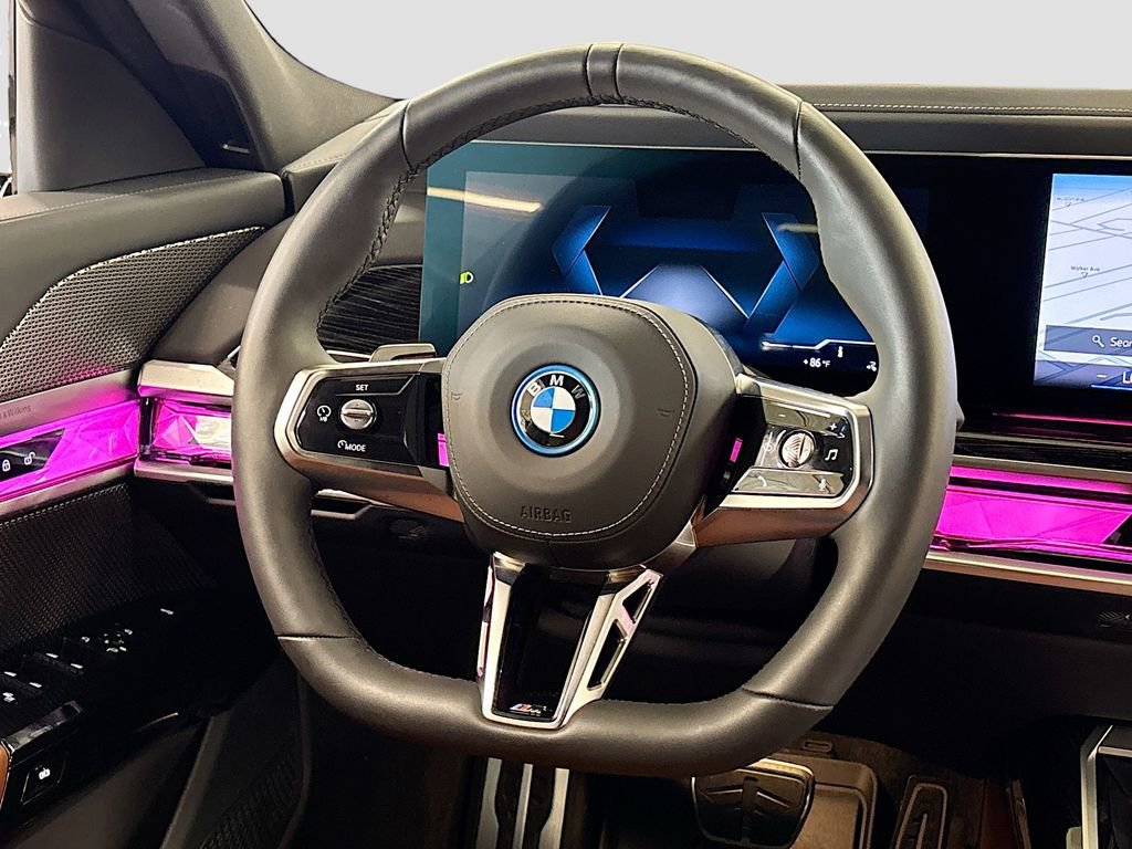 Used 2024 BMW i7 xDrive60 AWD/4WD image 18