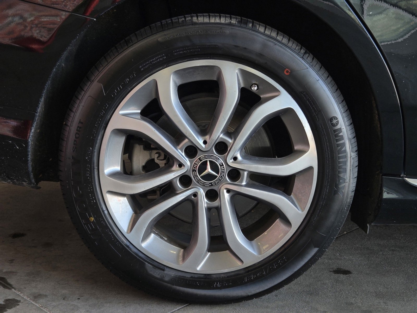 Used 2018 Mercedes-Benz C 300 4MATIC Sedan image 5