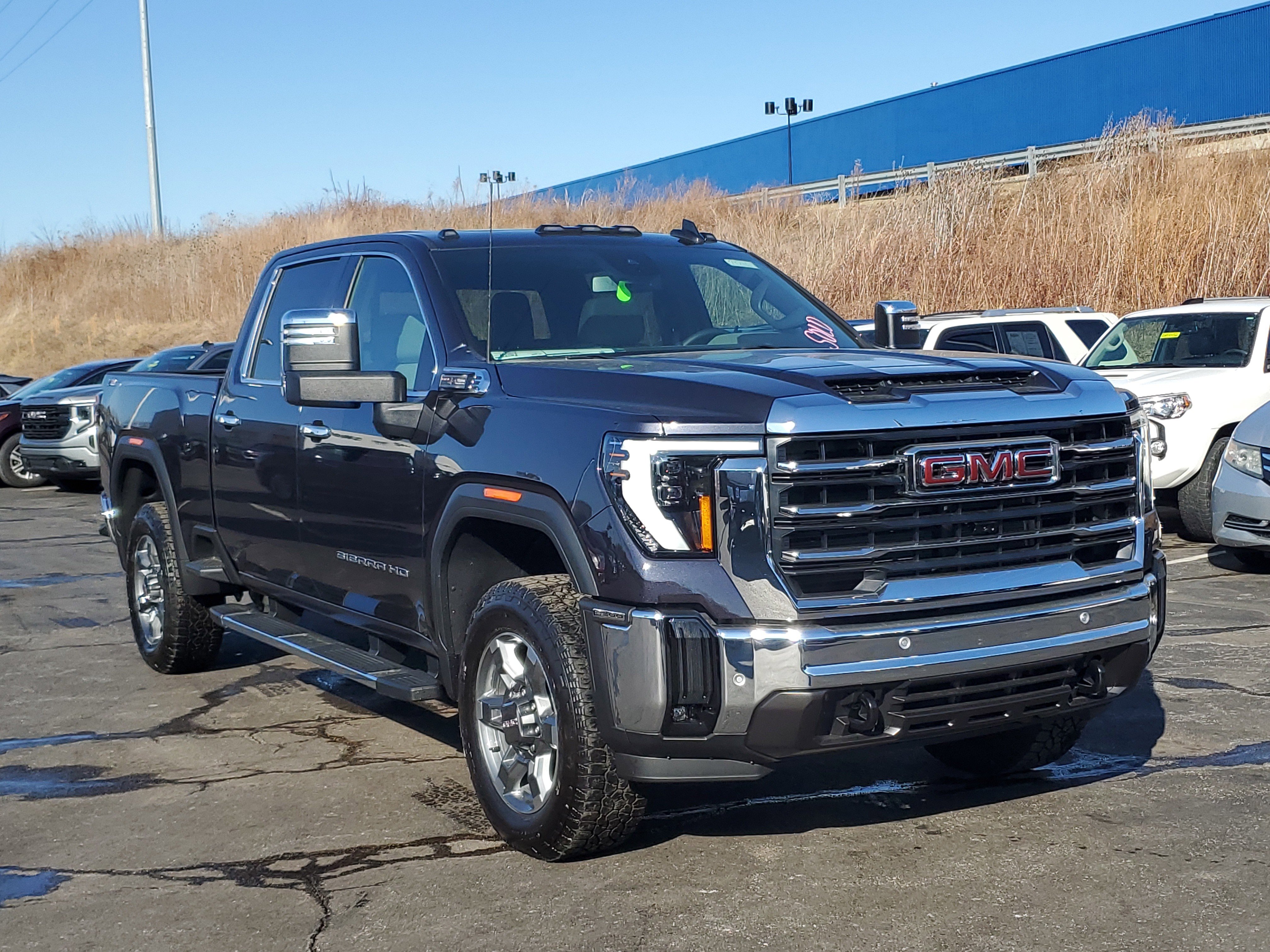 New 2025 GMC Sierra 2500 SLT w/ SLT Premium Package image 1