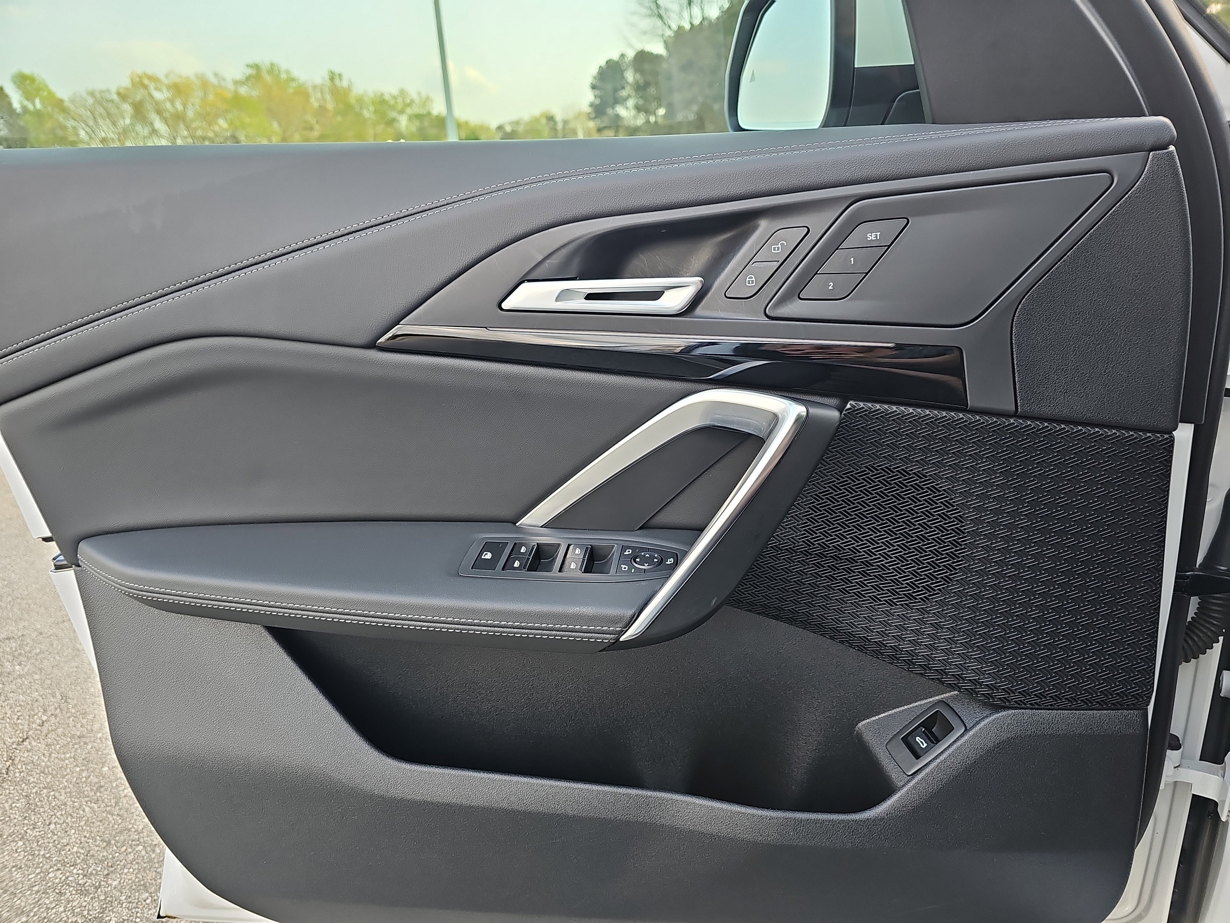 Certified 2025 BMW X1 xDrive28i w/ Technology Package image 28