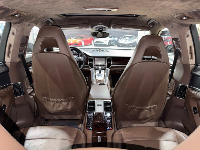 Used 2015 Porsche Panamera w/ Premium Package Plus image 88