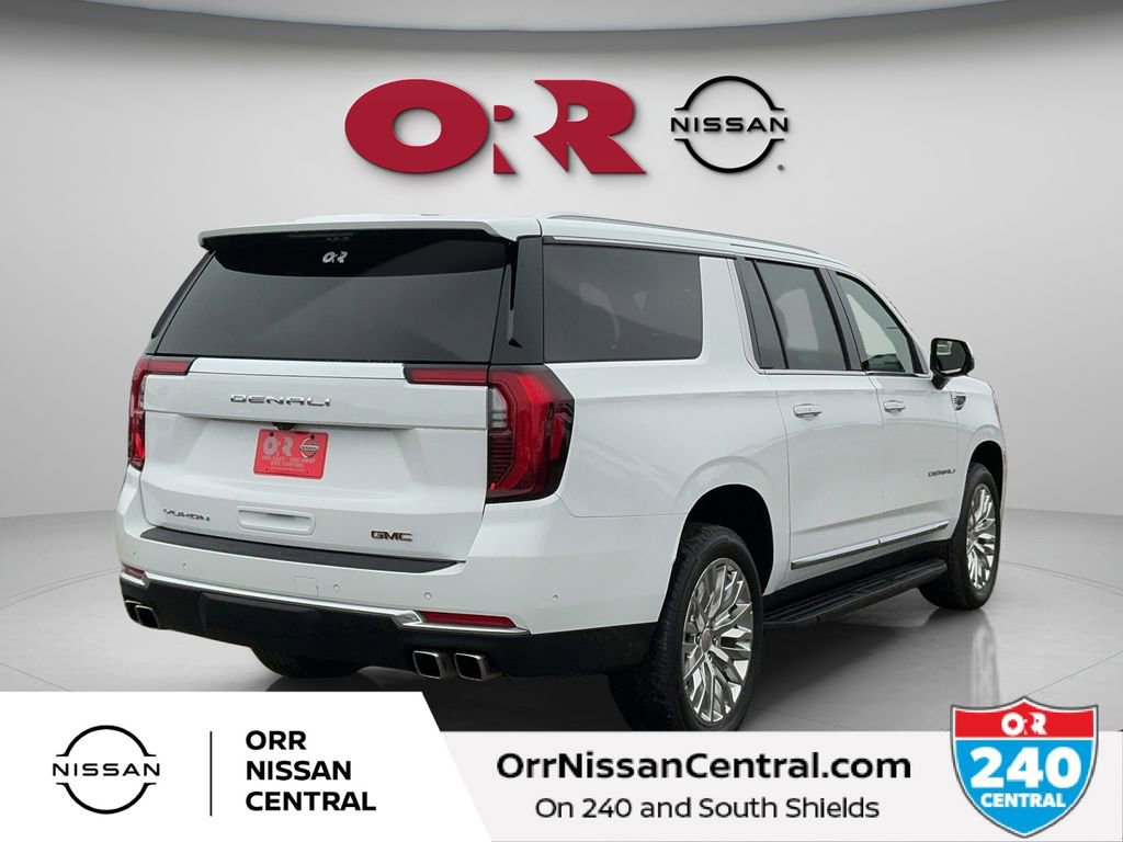 Used 2025 GMC Yukon XL Denali AWD/4WD image 5
