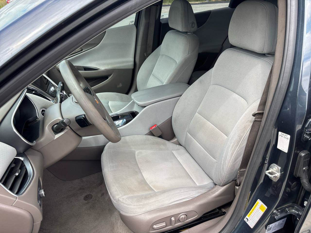 Used 2021 Chevrolet Malibu LT FWD image 17
