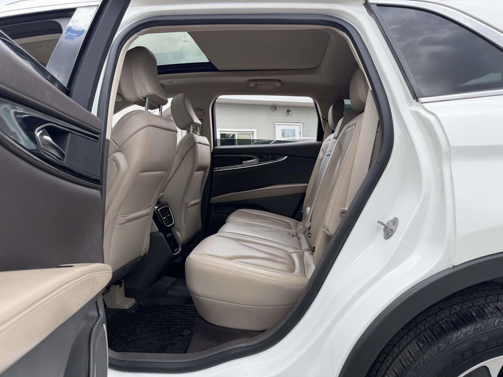 Used 2022 Lincoln Nautilus Reserve AWD/4WD image 20