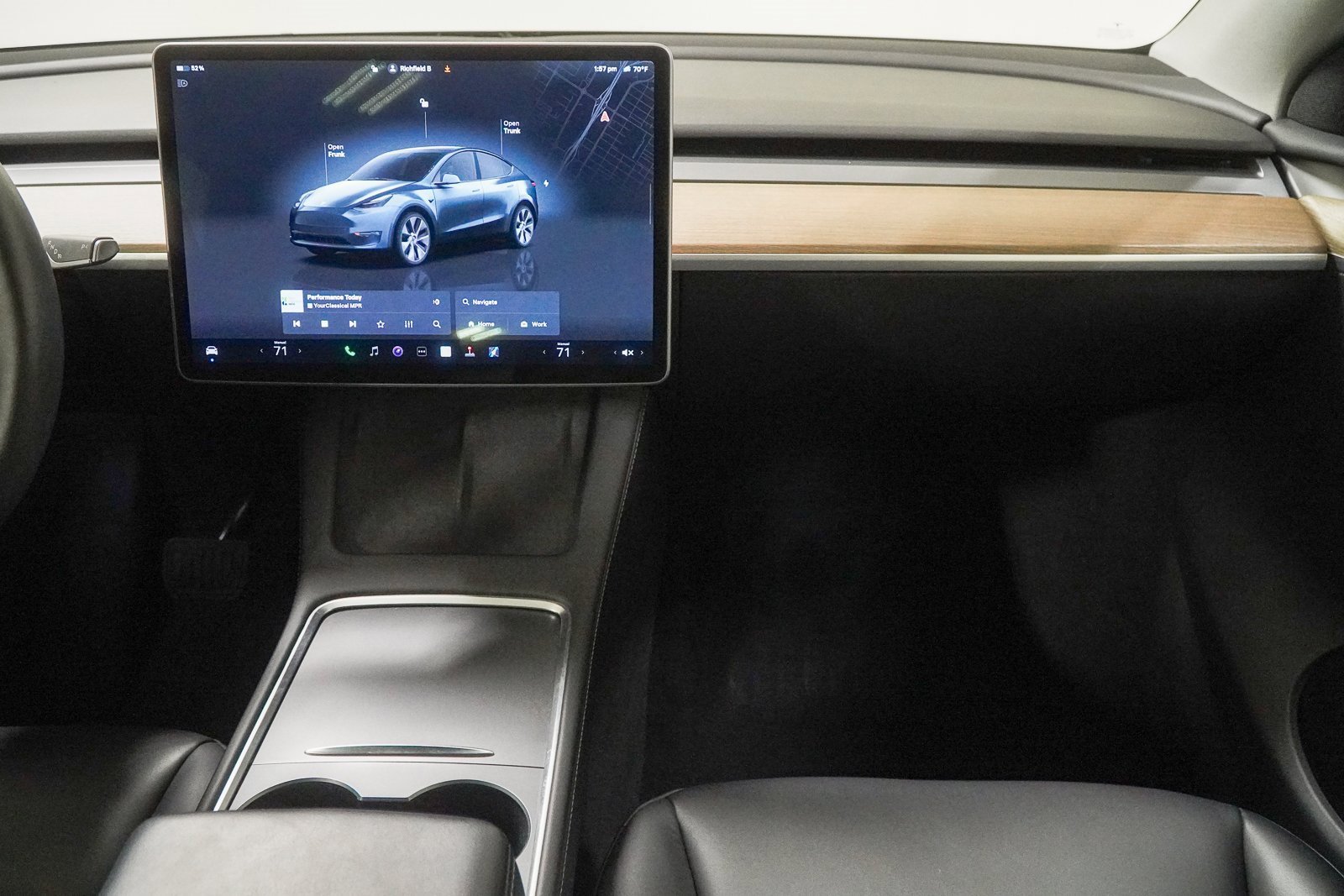 Used 2023 Tesla Model Y Long Range image 36