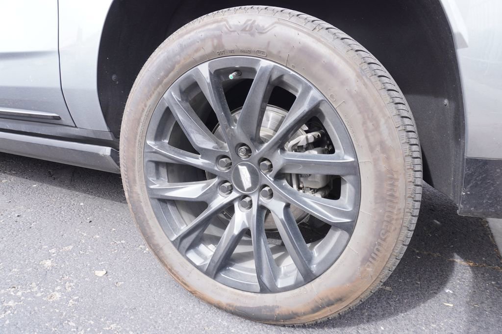 Used 2023 Cadillac Escalade ESV Sport Platinum w/ LPO, ONYX Package image 6