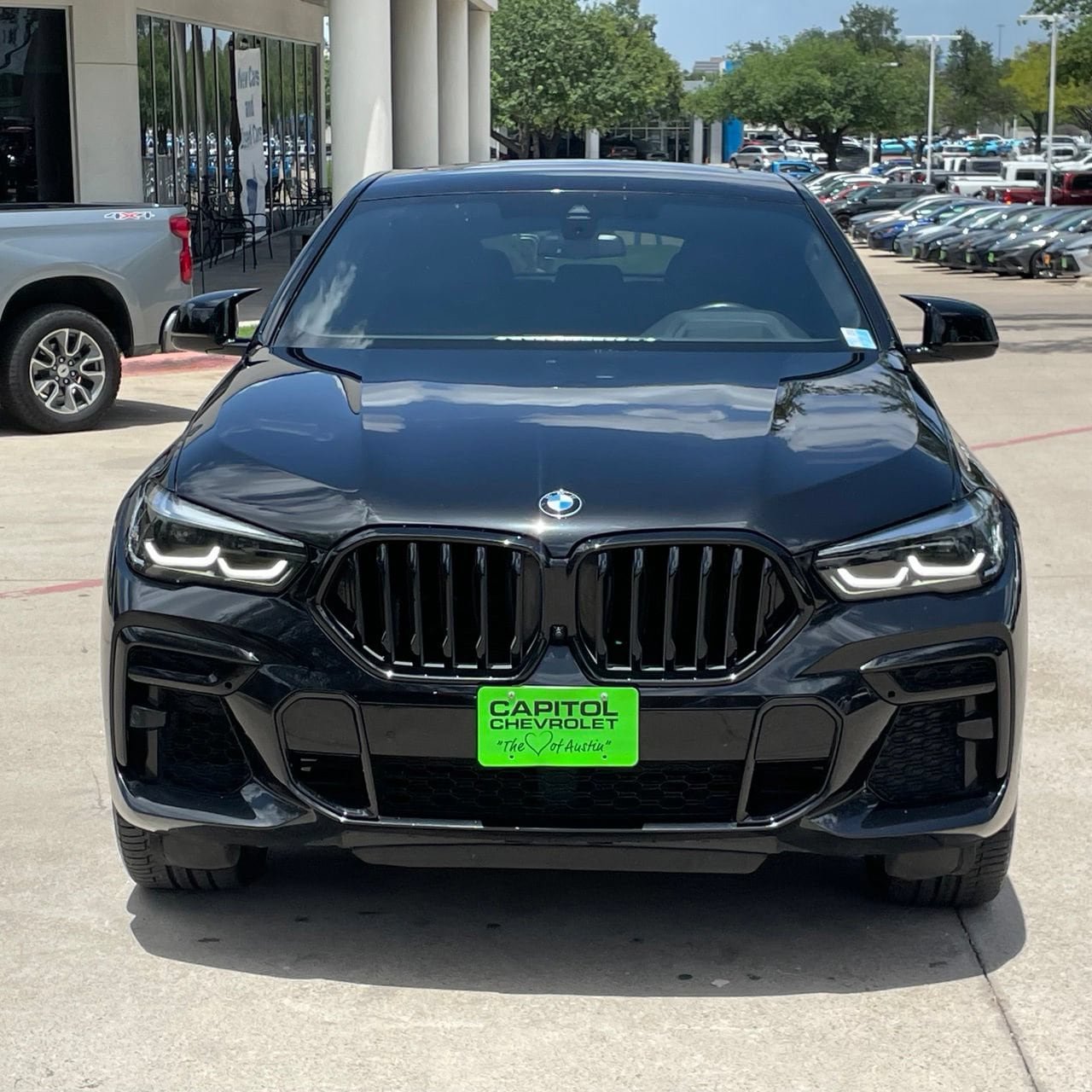 Used 2023 BMW X6 M50i w/ Parking Assistance Package AWD/4WD image 8