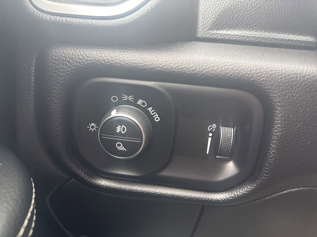 Used 2025 RAM 2500 Big Horn image 26