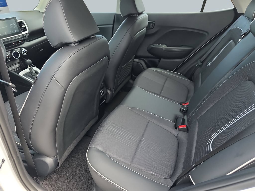 Certified 2026 Hyundai Venue SEL FWD image 29