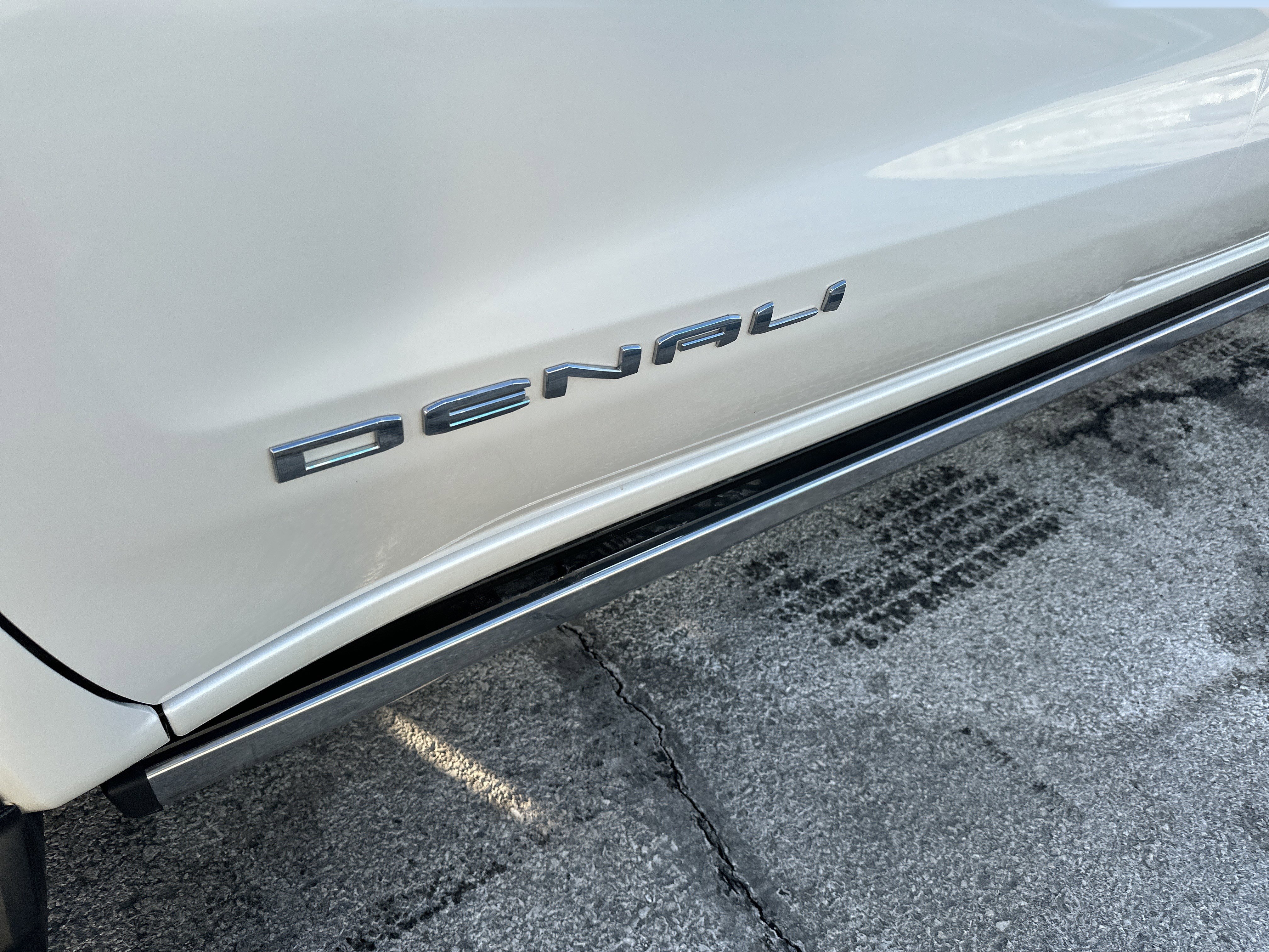 Certified 2023 GMC Sierra 1500 Denali w/ Denali Reserve Package image 5