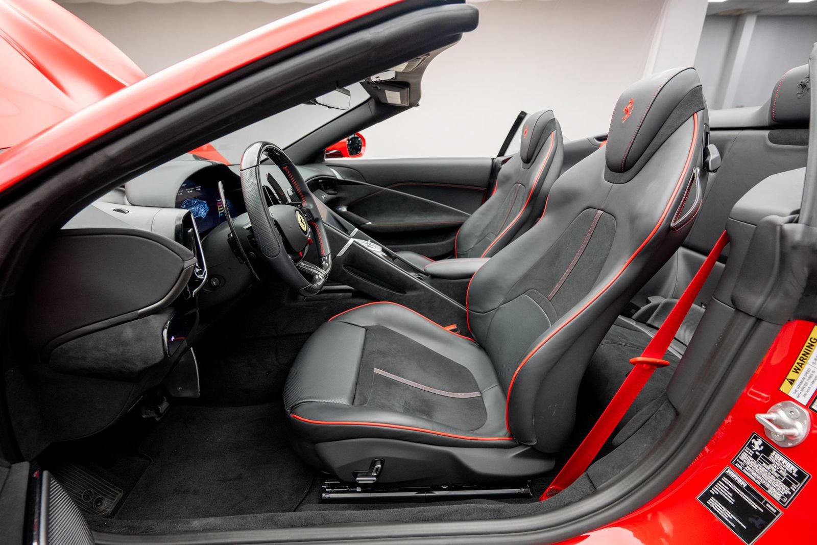 Used 2026 Ferrari Roma Spider RWD image 20
